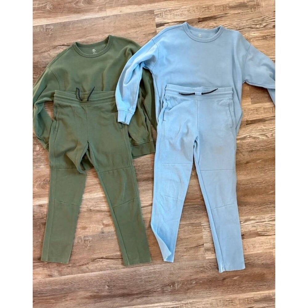 Boys GapFit Lounge Set Bundle Size XL / 12